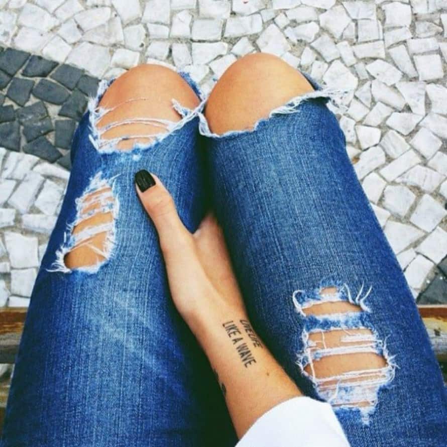 Jeans Strappati: il fenomeno del momento | Motta Fashion Place