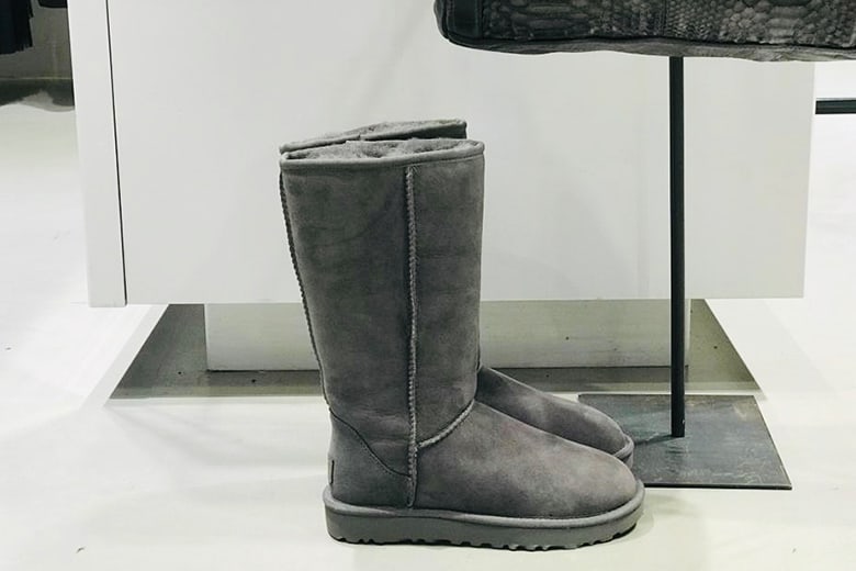 سهل التحكم جالون النشيد الوطني ugg scontati 70 - verdeambientebenessere.com