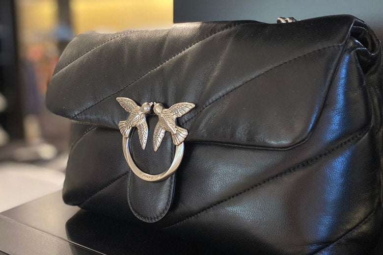 Come riconoscere una Pinko bag originale | Motta Fashion Place